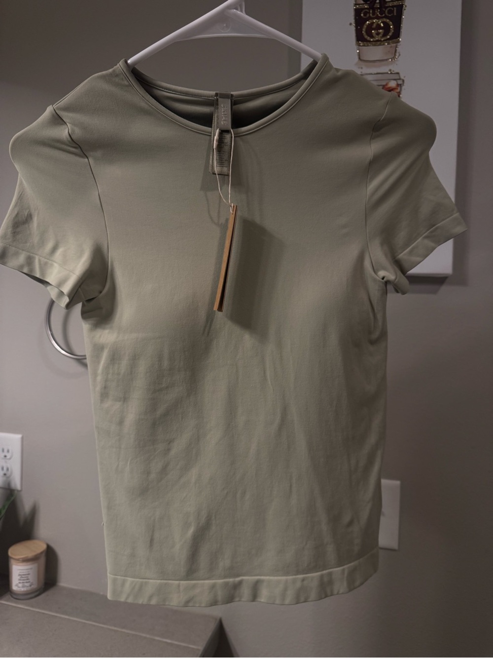 Skims Soft Smoothing Molded Cup Shirt